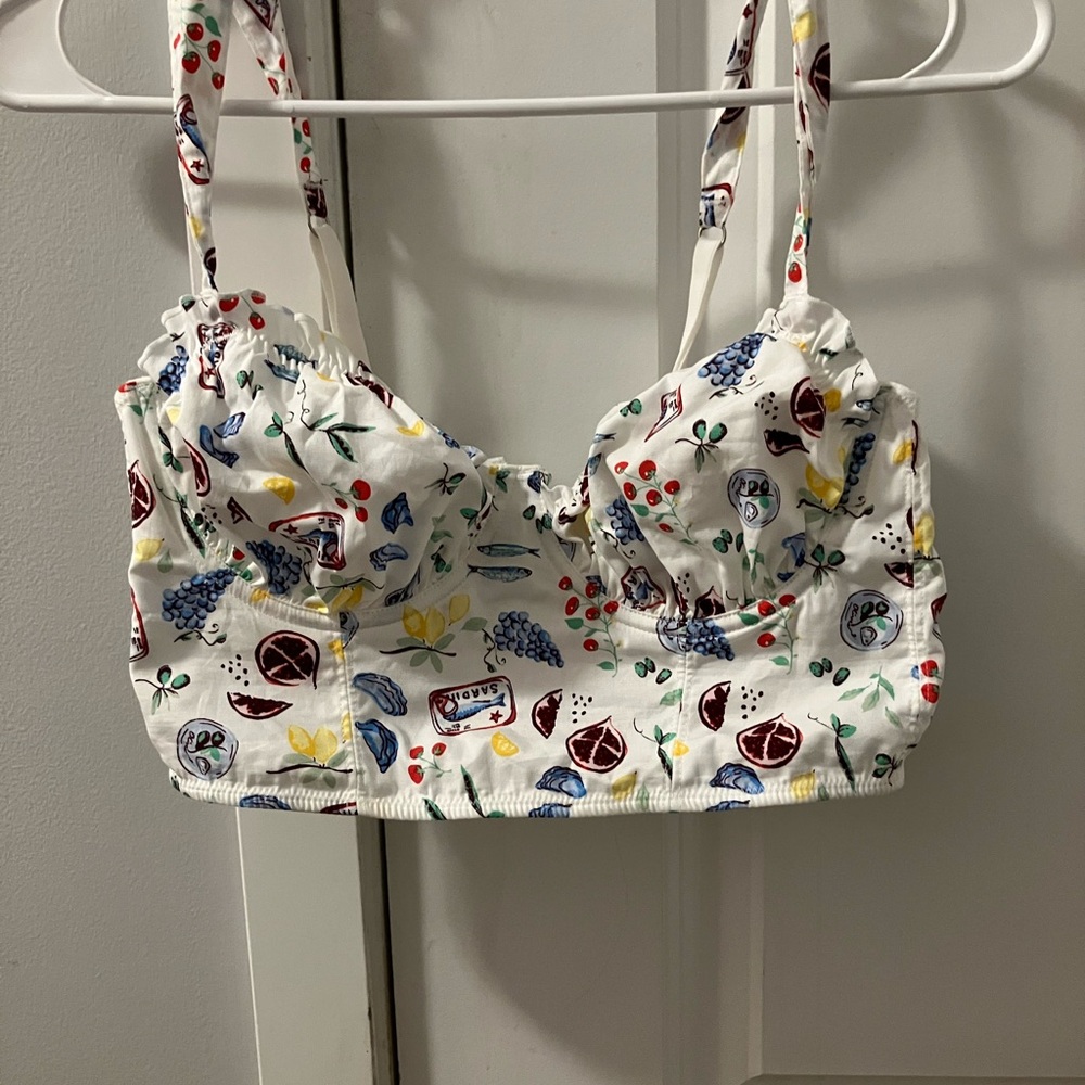 Colsie White and Blue Patterned Top